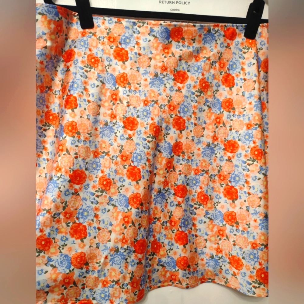 Floral Mini Skirt XXXL No Boundaries - Picture 4 of 4